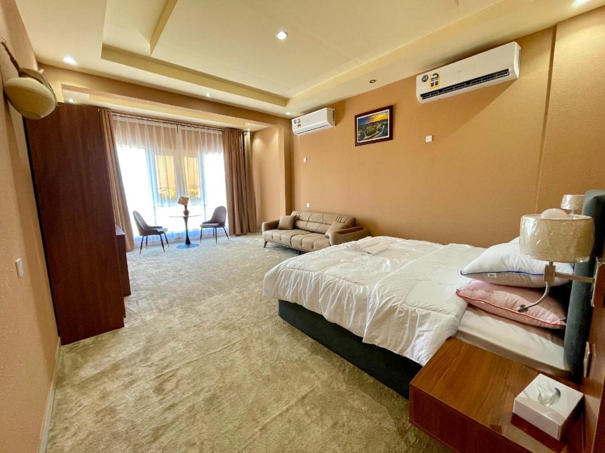 Dahreez Motel Bahlāʼ Exteriér fotografie